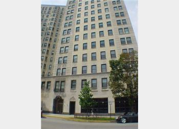 2052 N Lincoln Park West Unit 1105, Chicago, IL 60614