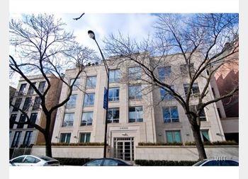 1422 N La Salle Unit PH2, Chicago, IL 60610