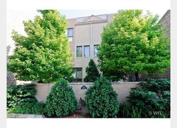 2829 W Lawrence Unit 5, Chicago, IL 60625