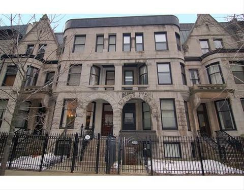 29 E Division, Chicago,  60610