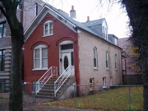 1236 N Hoyne, Chicago, IL 60622