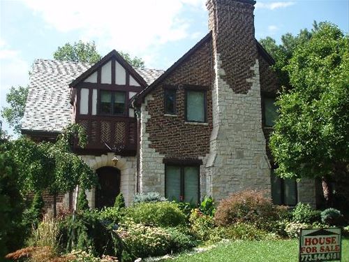 6066 N Forest Glen, Chicago, IL 60646