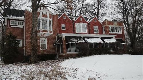 7 Cottage Row, Midlothian, IL 60445