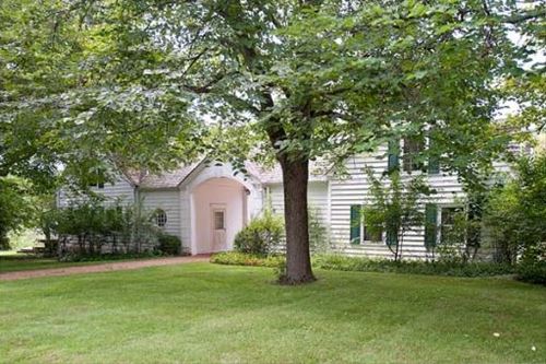 200 Riverwoods, Lincolnshire, IL 60069