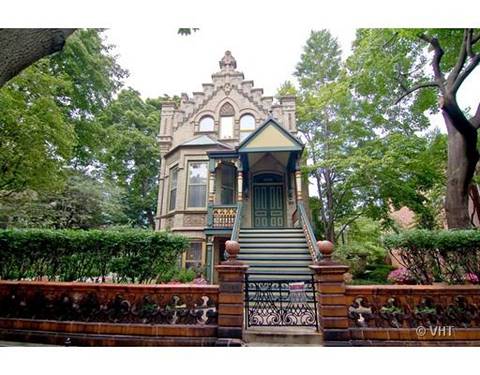 1048 W Oakdale, Chicago, IL 60657
