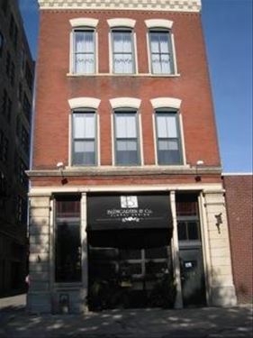 114 N Aberdeen Unit 3, Chicago, IL 60607