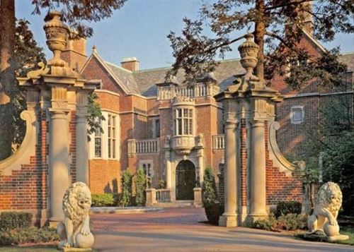 405 N Mayflower, Lake Forest, IL 60045