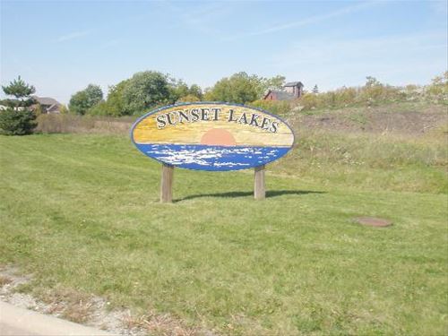 24041 S Sunset Lakes, Manhattan, IL 60442