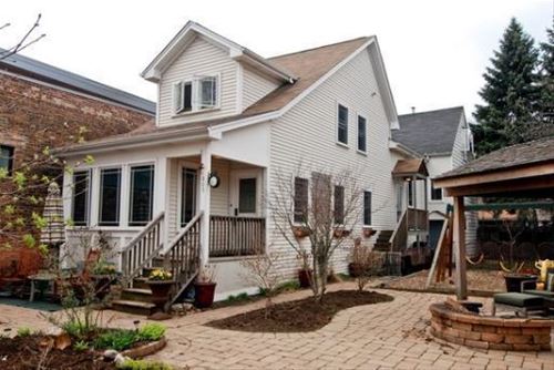1805 W Cornelia, Chicago, IL 60657