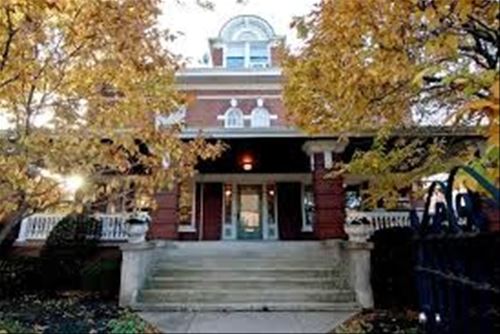 2556 N Kimball, Chicago, IL 60647