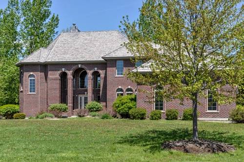 36W858 Whispering, St. Charles, IL 60175