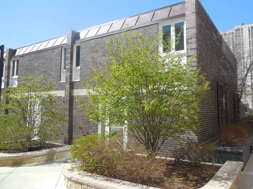 115 W Goethe, Chicago, IL 60610