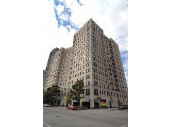 2000 N Lincoln Park West Unit 411, Chicago, IL 60614