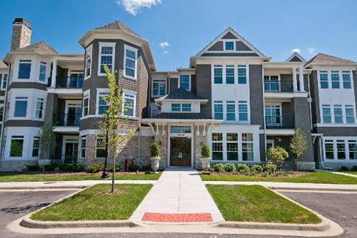 149 W Kennedy Unit 205, Hinsdale, IL 60521