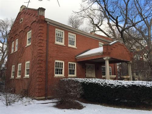 5830 W Midway Park, Chicago, IL 60644