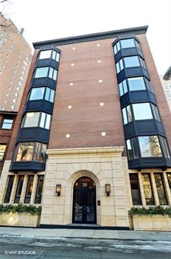 39 E Schiller Unit 4W, Chicago, IL 60610