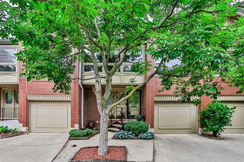 1882 N Poe, Chicago, IL 60614