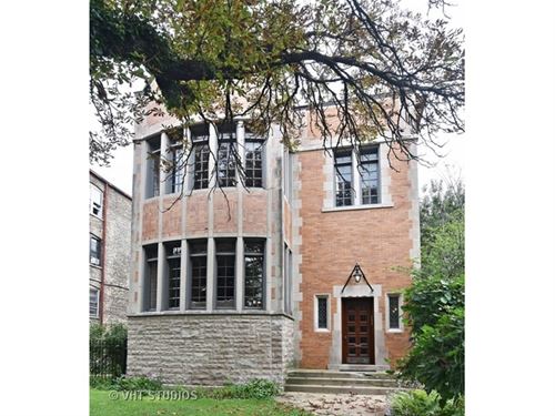 2424 N Kedzie, Chicago, IL 60647