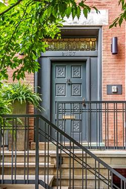 2137 N Magnolia, Chicago, IL 60614