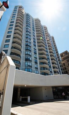 2555 N Clark Unit 1009, Chicago, IL 60614