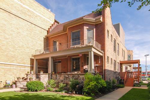 253 Washington Unit C, Oak Park, IL 60302