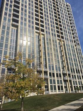 700 N Larrabee Unit 1214, Chicago, IL 60654