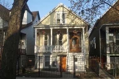 2424 N Monticello, Chicago, IL 60647