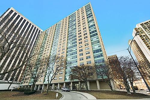 3180 N Lake Shore Unit 11G, Chicago, IL 60657