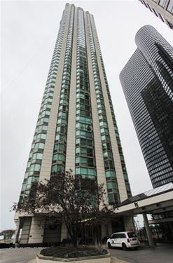 195 N Harbor Unit 3903, Chicago, IL 60601