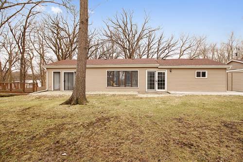 104 N La Rocque River, Clifton, IL 60927