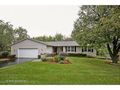 724 Hillside, Algonquin, IL 60102