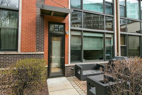 917 N Howe, Chicago, IL 60610
