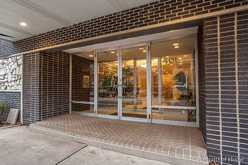 401 S Grove Unit 2C, Oak Park, IL 60302