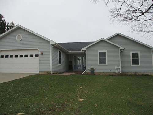 206 W Walnut, Walnut, IL 61376