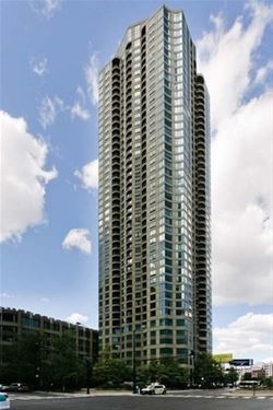 400 N LaSalle Unit 4103, Chicago, IL 60654