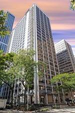 222 E Pearson Unit 303, Chicago, IL 60611