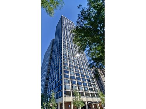 1555 N Astor Unit 35W, Chicago, IL 60610