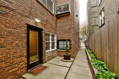 2235 N Clifton Unit B, Chicago, IL 60614