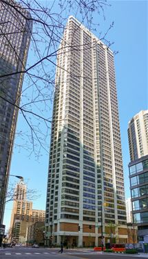 400 E Ohio Unit 2104, Chicago, IL 60611