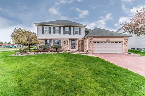 1109 Oak Wood, Carol Stream, IL 60188