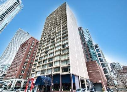 21 E Chestnut Unit 17G, Chicago, IL 60611