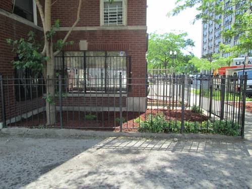 826 W Wilson, Chicago, IL 60640