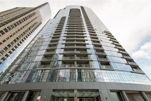 450 E Waterside Unit 1007, Chicago, IL 60601