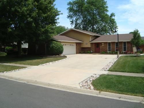 204 Arrowhead, Minooka, IL 60447