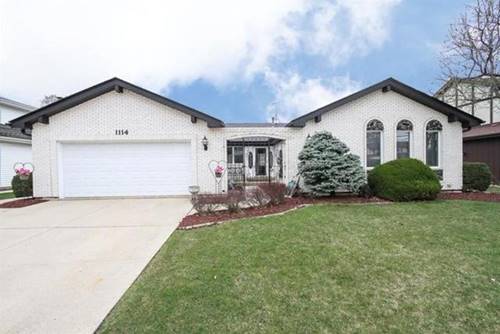 1114 Beach Comber, Schaumburg, IL 60193