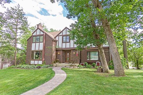 375 W Brentwood, Palatine, IL 60074