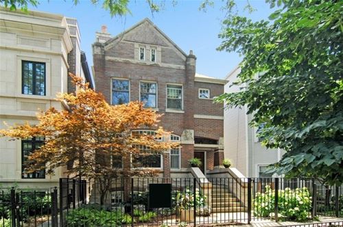 1323 W School, Chicago, IL 60657