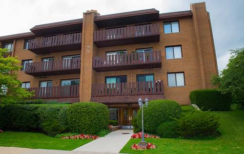 1795 Lake Cook Unit 110, Highland Park, IL 60035