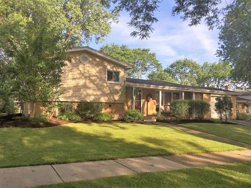 1316 N Vail, Arlington Heights, IL 60004