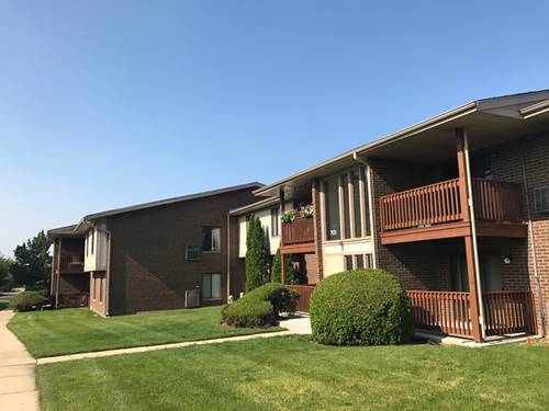 705 Garden Unit 5, Streamwood, IL 60107